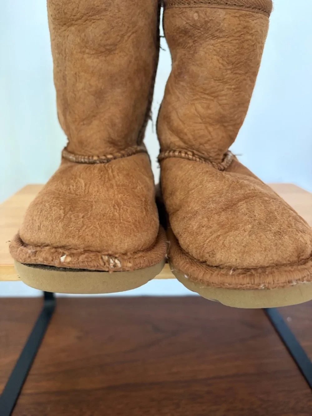 UGG have ton